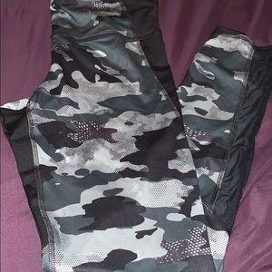 Camo workout leggings